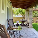 Ifigeneia's Apartament *