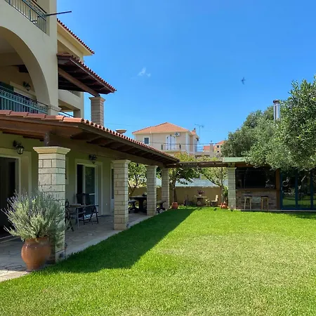 Ifigeneia's Khelmáta