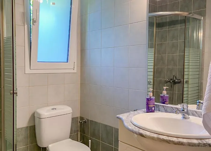 Ifigeneia's * Khelmáta